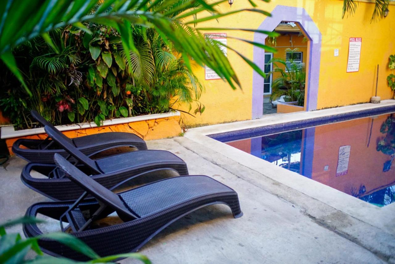 Weary Traveler Hostel Tulum Esterno foto