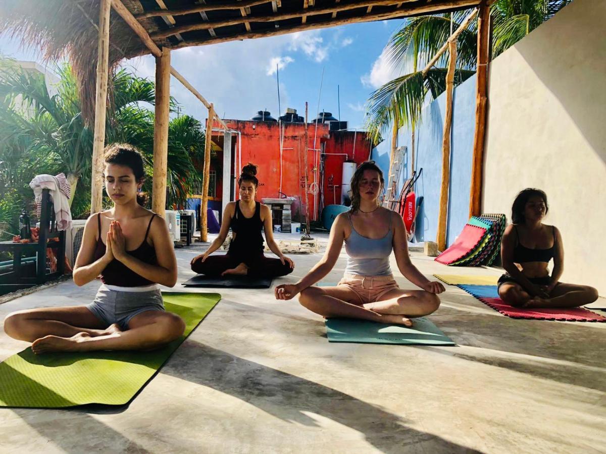 Weary Traveler Hostel Tulum Esterno foto
