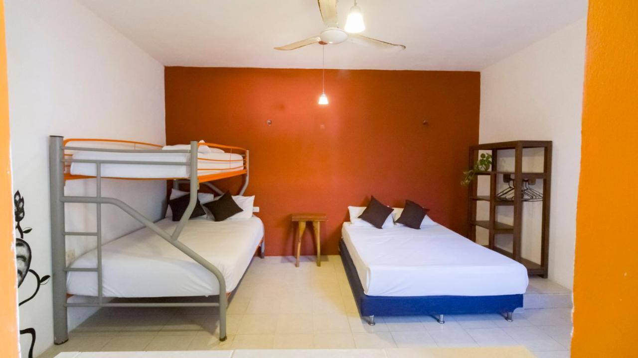 Weary Traveler Hostel Tulum Esterno foto